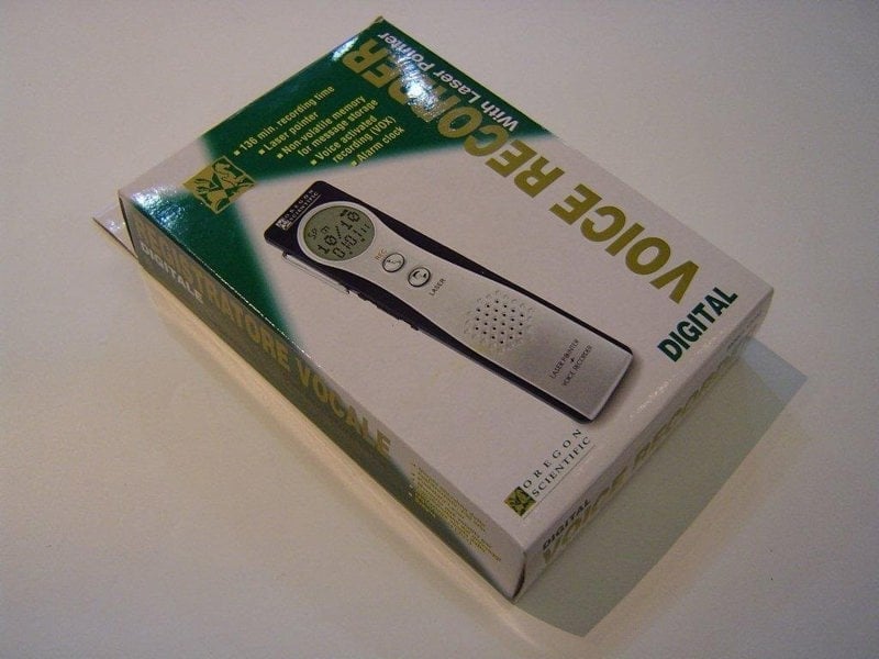 Oregon Scientific Oregon VR383 Scientific Digital Voice Recorder