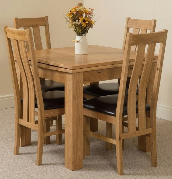 That's Furniture Richmond Small Extending Oak Dining Set with Princeton Oak Chairs