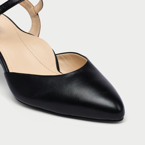 Calla Shoes Patricia - Black Leather Heels