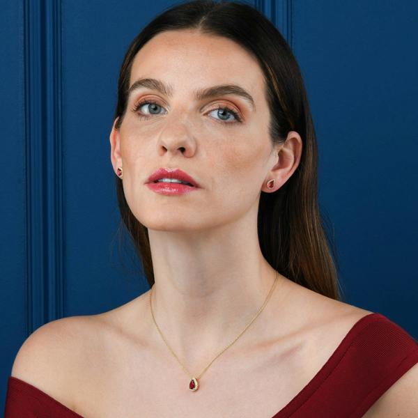 namana Gold Plated 925 Sterling Silver Red Pear Drop Halo Pendant Necklace for Women