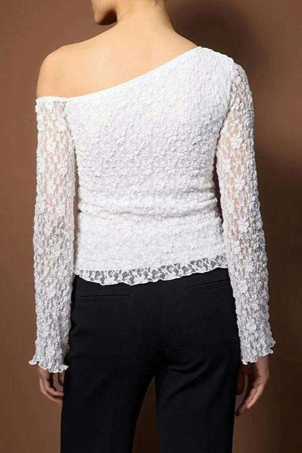 WOVCOR Asymmetrical Neck Fitted Knit Blouse