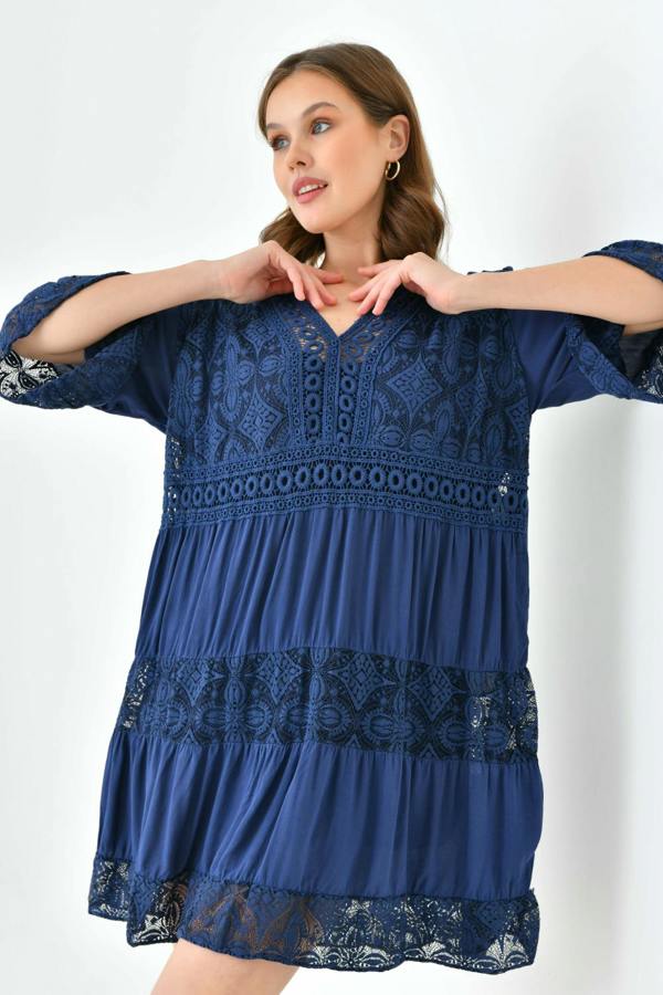 Hoxton Gal Oversized 3/4 Sleeves Lace Detailed V Neck Mini Dress in Navy