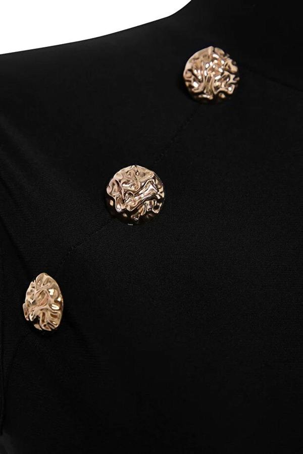 WOVCOR Accessory Detailed Knitted Blouse