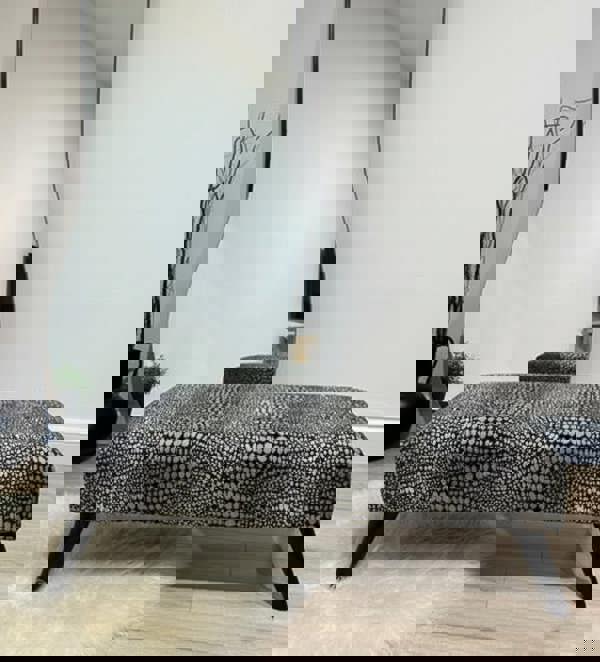 ISTOOLS Premium Leopard Print Ottoman Bench – Fabric Footstool & Coffee Table (Non-Storage)