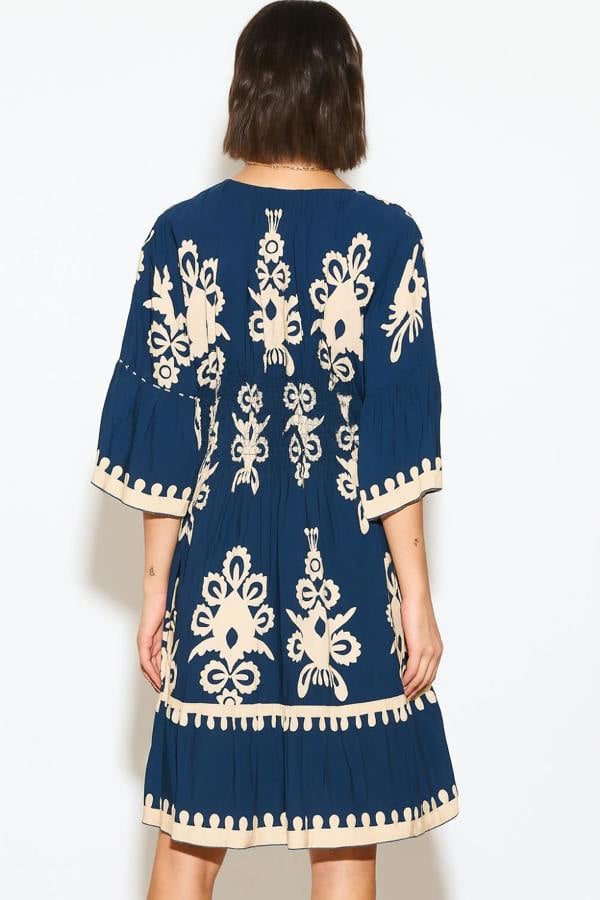 Hoxton Gal Oversized 3/4 Sleeves V Neck Printed Knee Lenght Dress in Navy