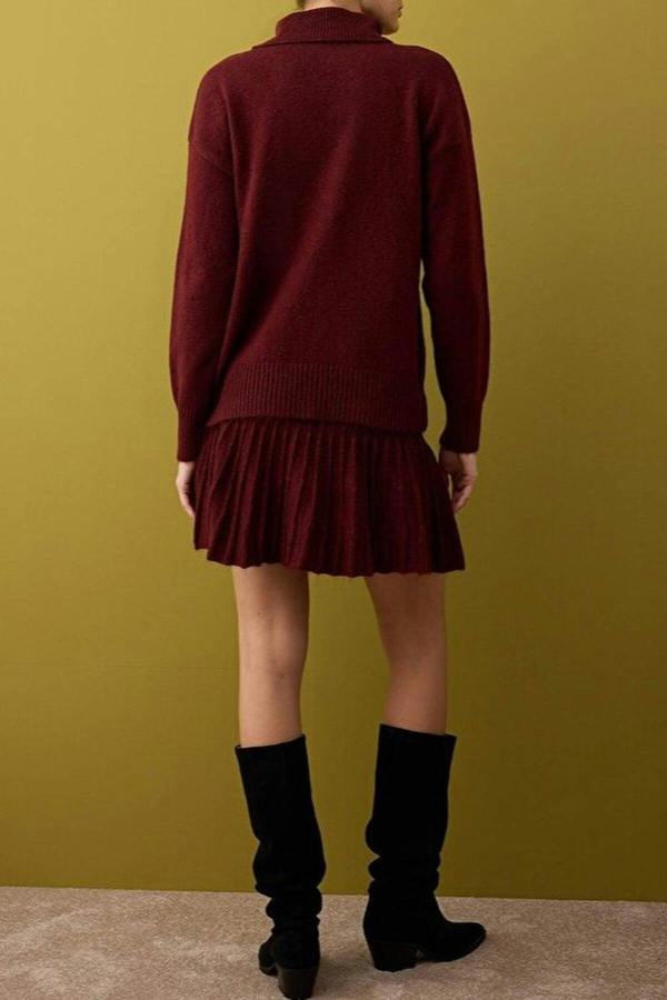 WOVCOR 2-Piece Soft Textured Turtleneck Sweater-Skirt Knitwear Set