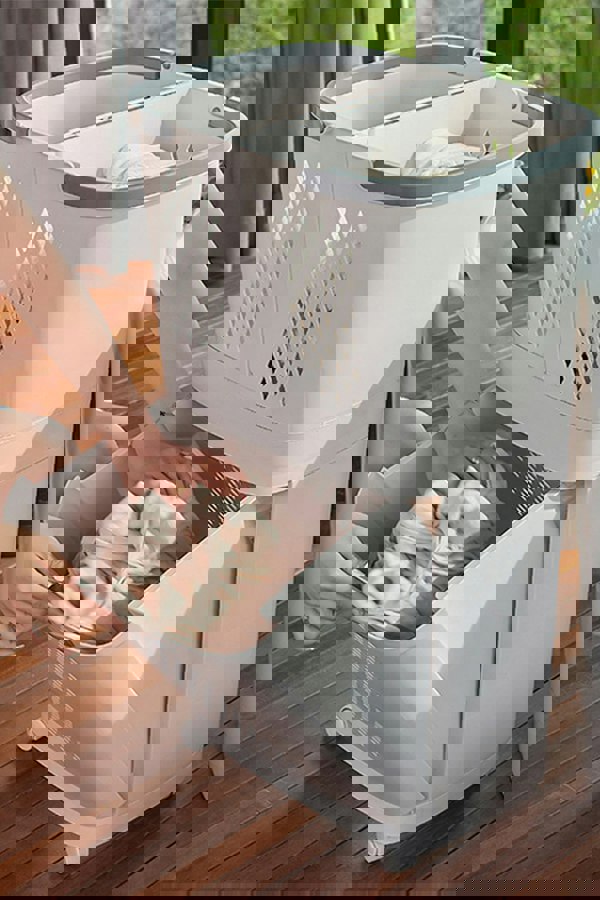 Living and Home 3 Compartment Laundry Baskets Laundry Sorter Rolling Laundry Hamper