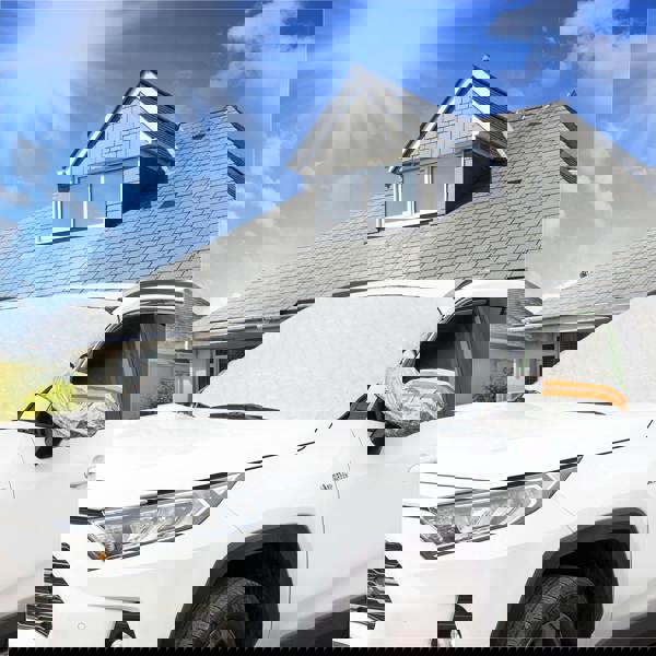 St Helens Car Windscreen Cover - 147X126Cm