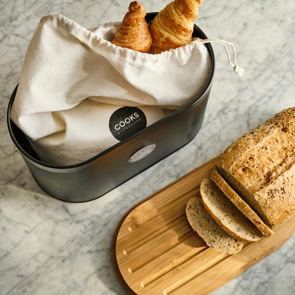 Cooks Professional Bread Bin, Linen Bag and Bamboo Board Set | Black / Silver