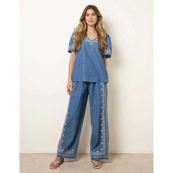 Blue Vanilla Floral Embroidery Wide-Leg Trousers