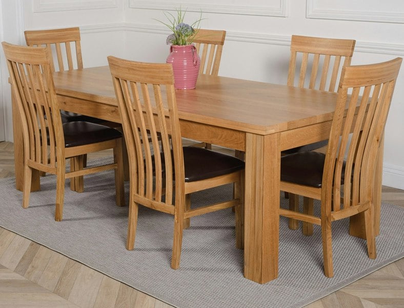That's Furniture Dakota Extra Large Oak Dining Table with Harvard Oak Chairs