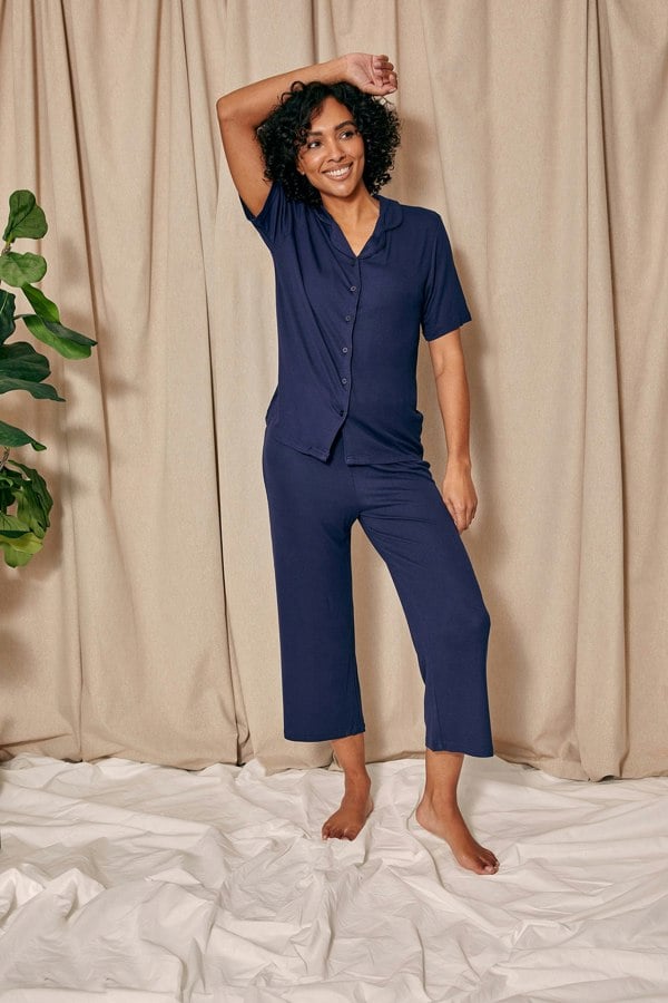 Pretty You London Women's EcoVero Ribbed Shirt Capri Set in Midnight