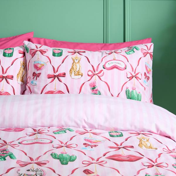 Catherine Lansfield Christmas Kitsch Reversible Duvet Cover Set Pink