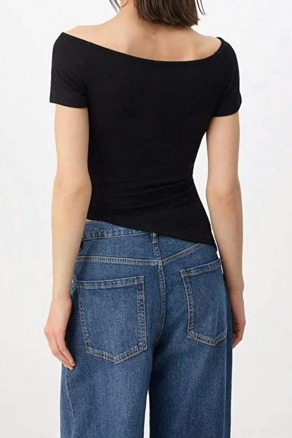 WOVCOR Fitted Boat Neck Short Sleeve Soft Knit Blouse
