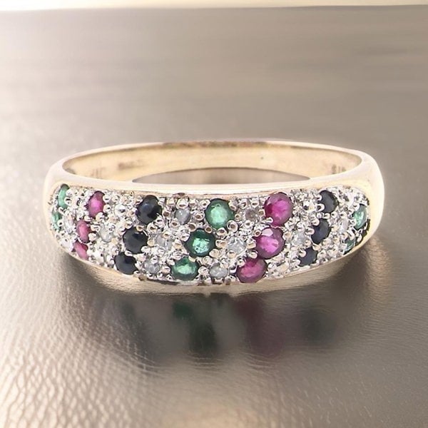 Vintage Tom A multi colour gemstone dress ring