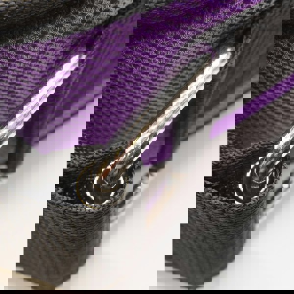 Adjustable attachment on weight lifting belt