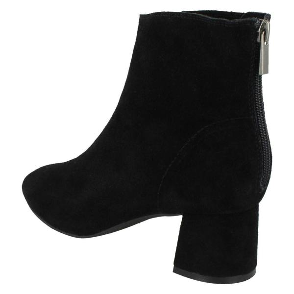 Leather Collection Ladies Leather Collection Suede Leather Ankle Boots F50966