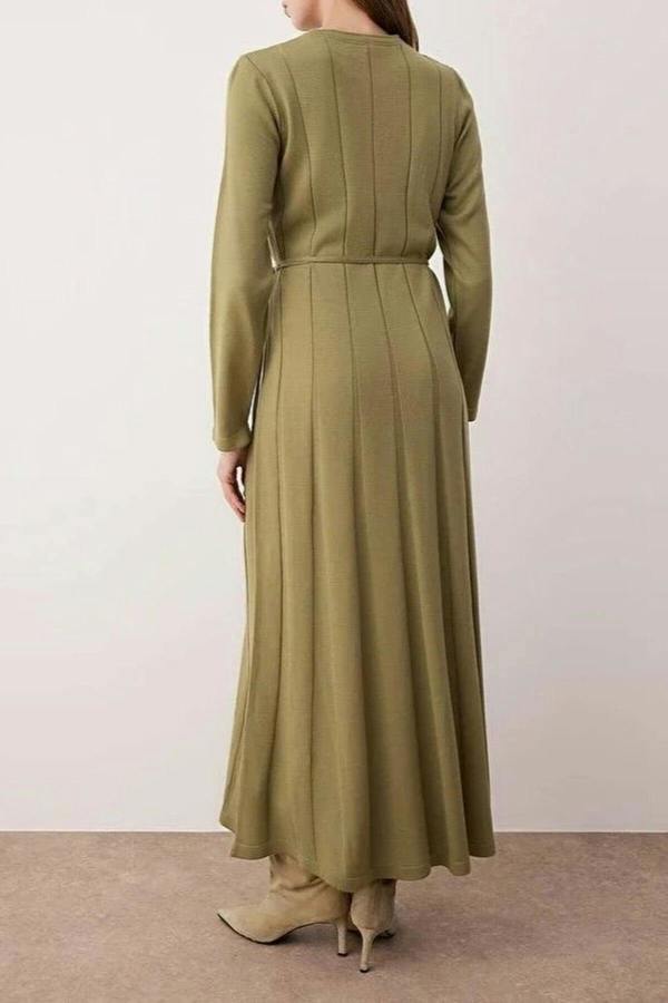 WOVCOR Belted Pleated Knit Dress