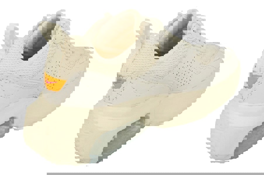 Nike Womens Air Max Verona Cz8103  100 - White Metallic Silver 100 - Photo 2