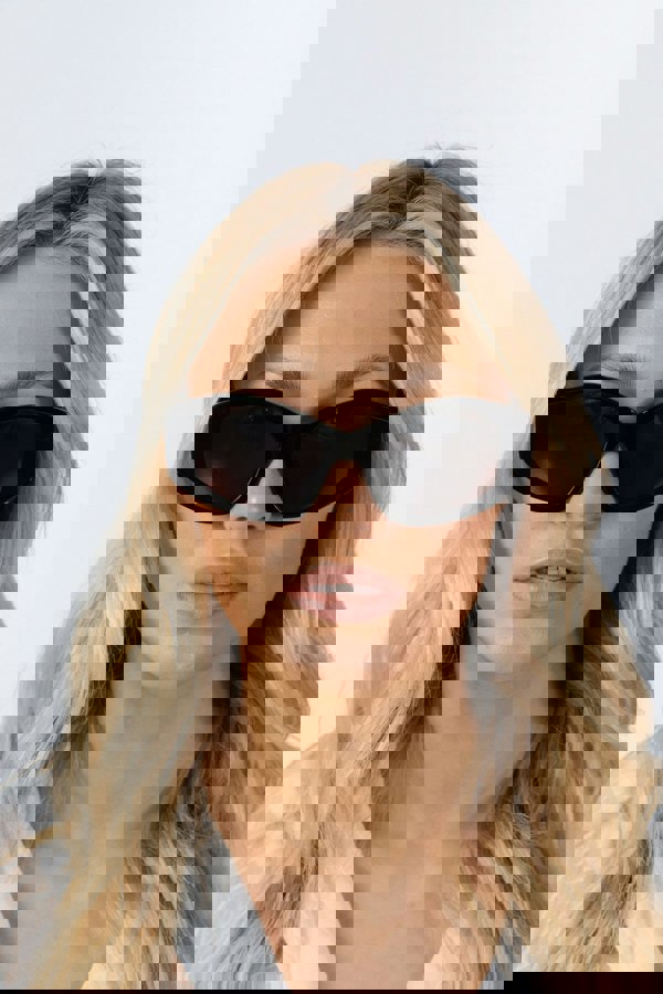 SVNX Angular Cat-Eye Sunglasses in Black