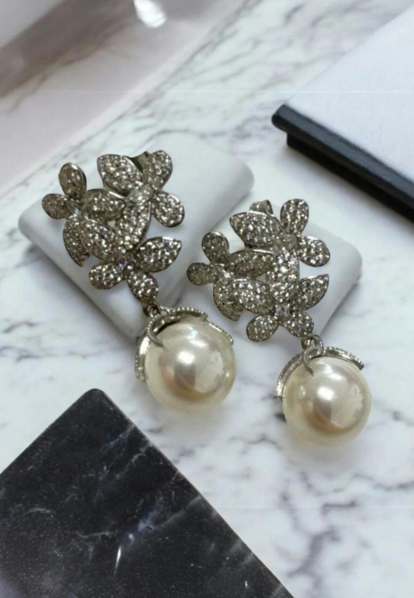 Still life of the earrings.