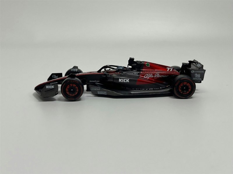 Mini GT Alfa Romeo F1 Team Kick C43 #77 2023 Australian GP Valtteri Bottas 1:64 Mini GT MGT00729L