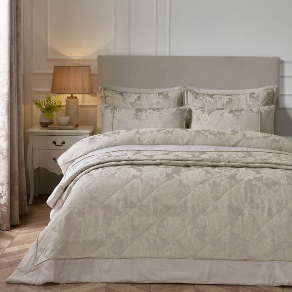 Catherine Lansfield Opulent Jacquard Bedspread Champagne Gold