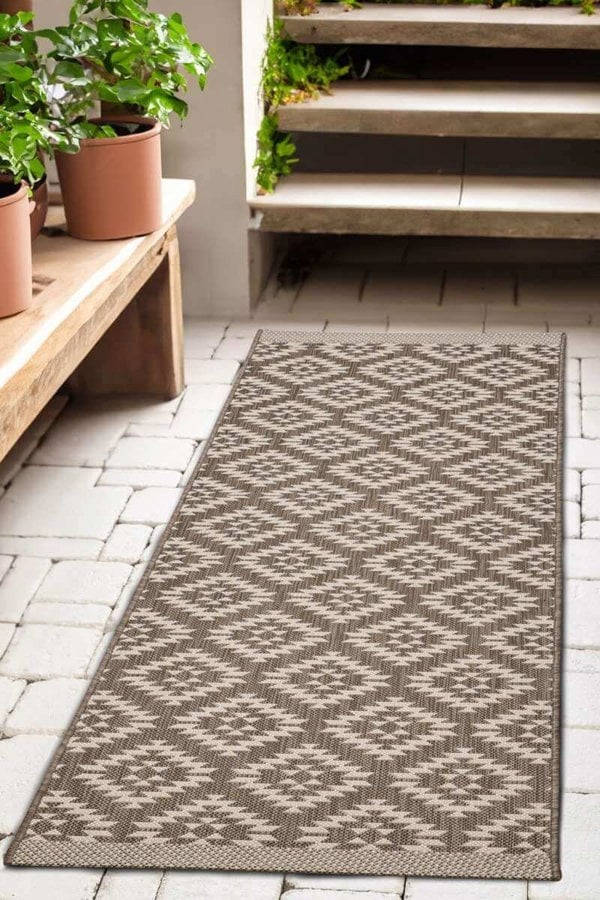 County Genesis Rug Diamond Design – Indoor/Outdoor Use