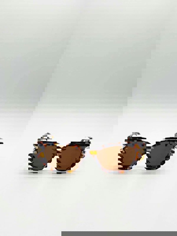 SVNX Cat-Eye Sunglasses with Side Detail in Tortoiseshell