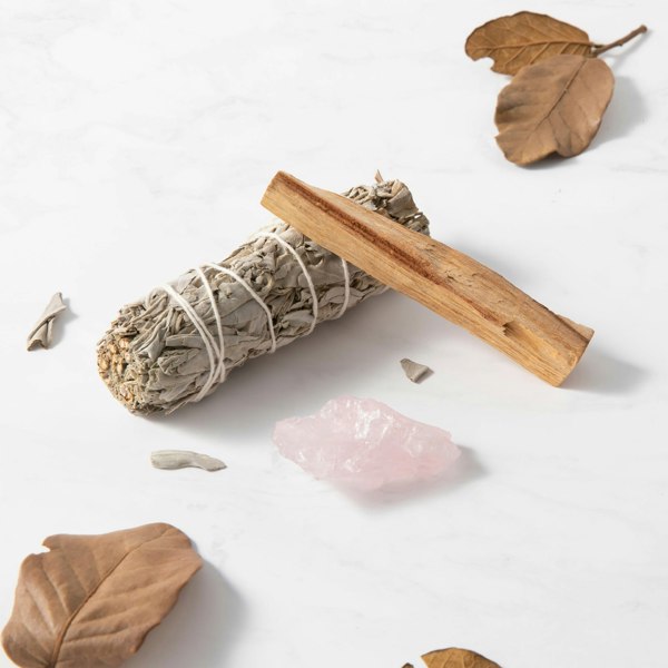Myga Smudge Ritual Set – Cleanse, Protect & Invite Positive Energy