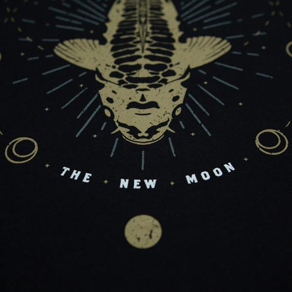 Kumu New Moon Tee