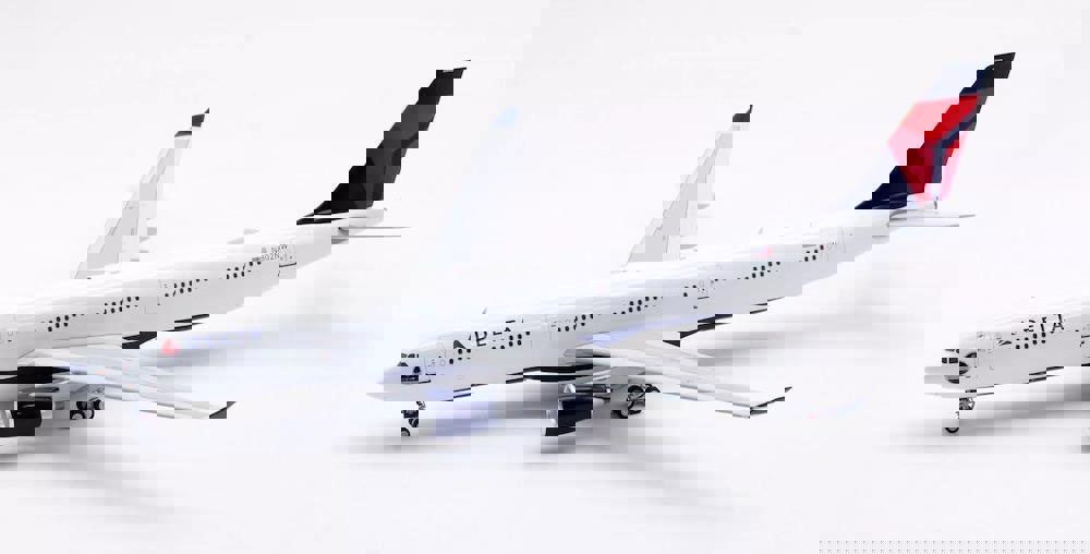 InFlight200 Delta Air Lines Airbus A330-323 N802NW With Stand Limited 1:200 Scale Inflight200 IF333DL0924