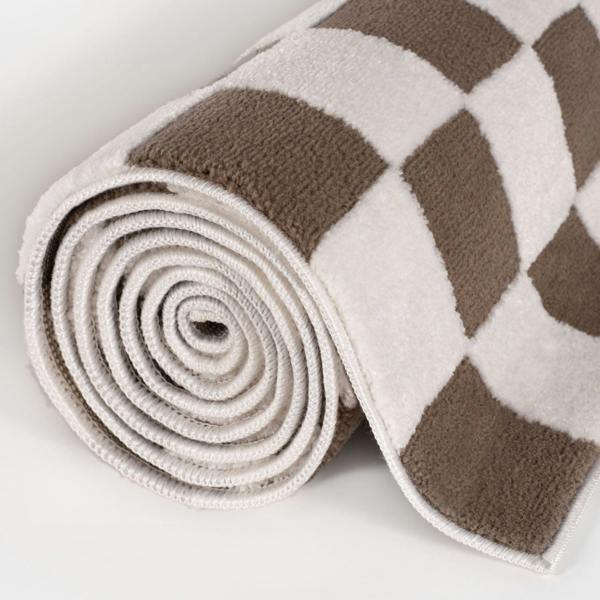 Loft Checkerboard Brown Rug, Underfloor heating.