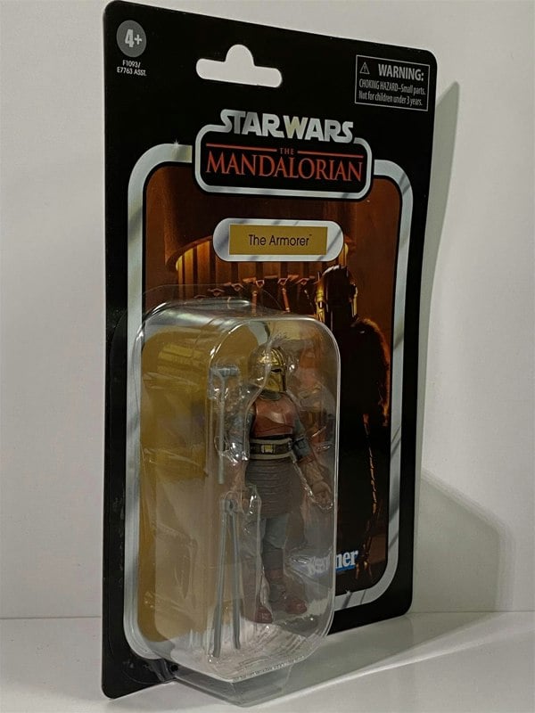 the armorer the mandalorian star wars kenner vc179 hasbro f1093