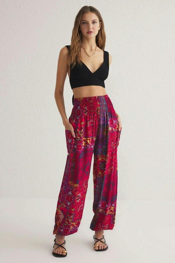 Hoxton Gal Woven Harem-Style Pants with Elasticated Cuffs