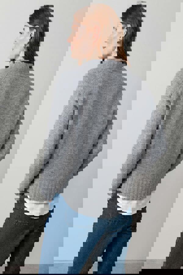 Lily & Me Woodchester V-Neck Boxy Knit Jumper Grey