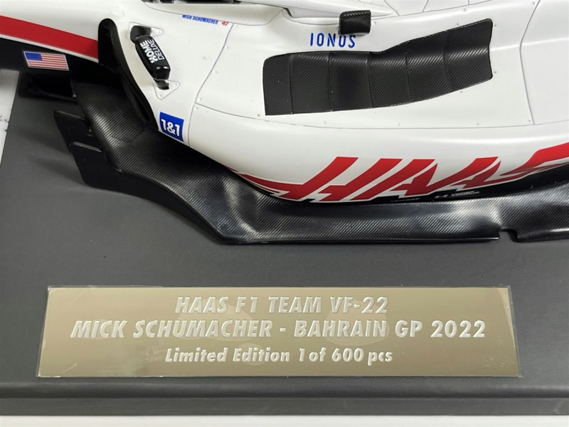 Minichamps Mick Schumacher Hass F1 Bahrain GP 2022 1:18 Scale 117220147