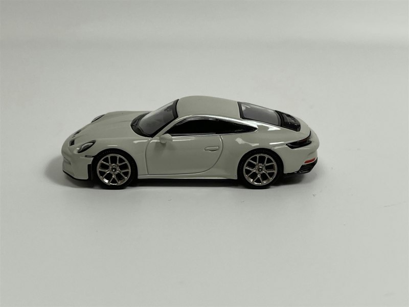 Mini GT Porsche 911 GT3 Touring Crayon White RHD 1:64 Mini GT MGT00675R