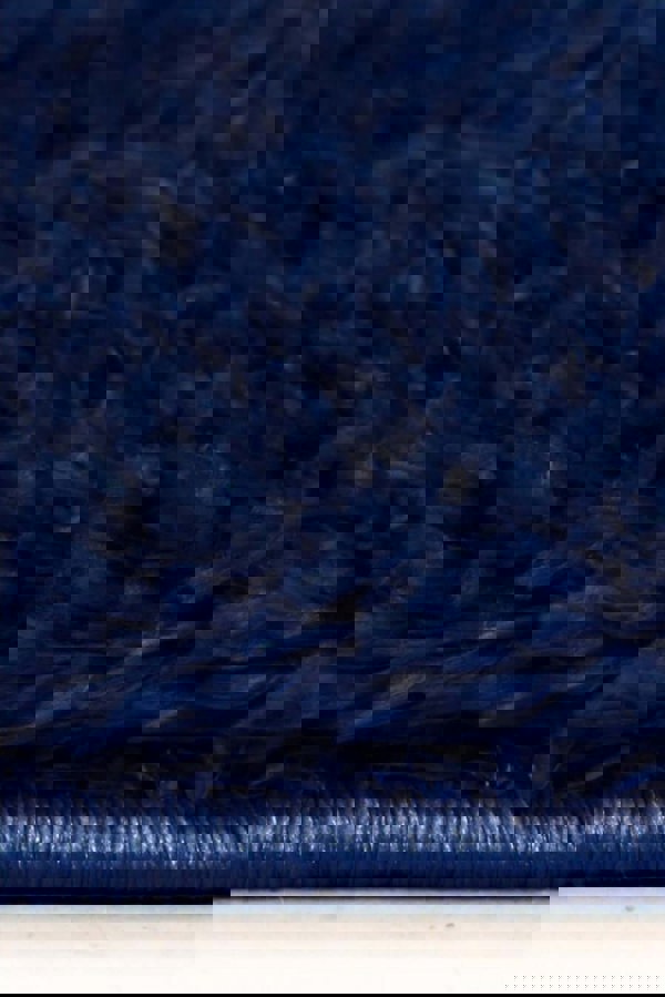 Solid Design Shaggy Rug for Living Room in Navy – The Rugs