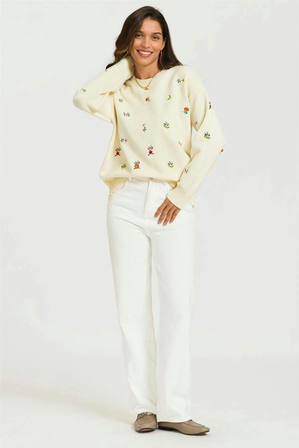FS Collection Embroidered Floral Knit Jumper Top In Cream