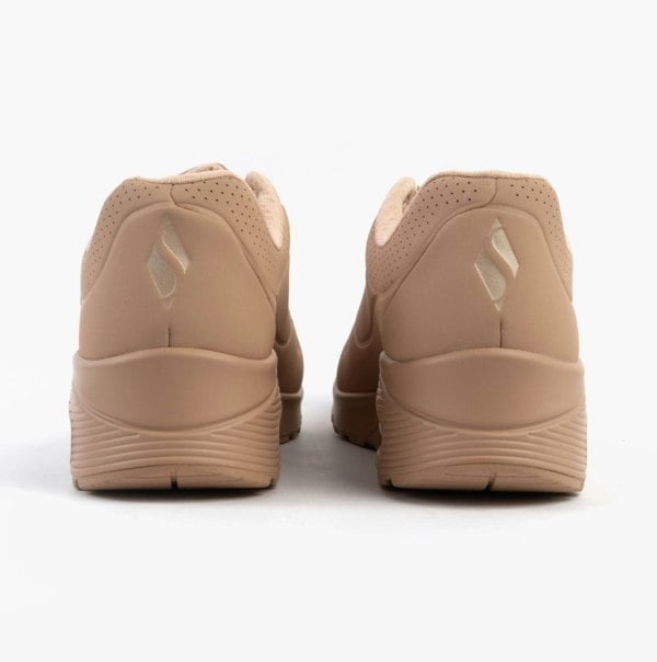 Skechers UNO - STAND ON AIR Womens Trainers Sand