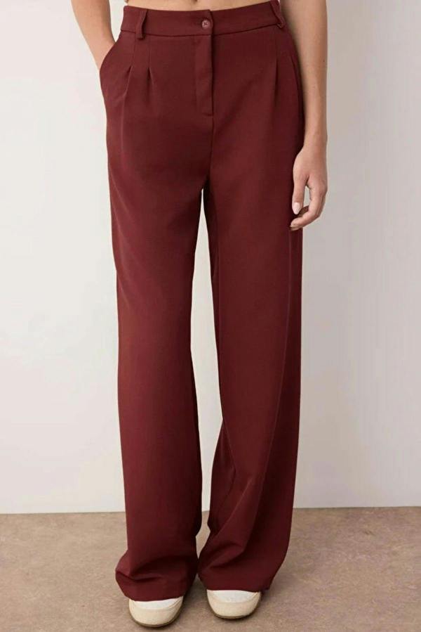 WOVCOR Pleated Wide Leg Woven Trousers
