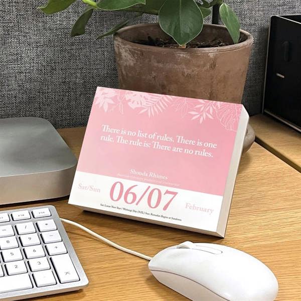 Inspiring Women Desk Calendar 2027, Desk Calendars, Day To View, History & Literature, Gift