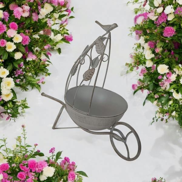 36CM CREAM METAL GARDEN PLANTER
