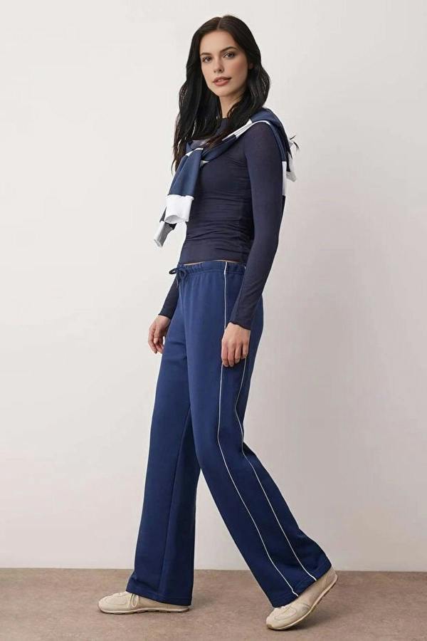 WOVCOR Wide Leg Knit Jogger with Piping Detail