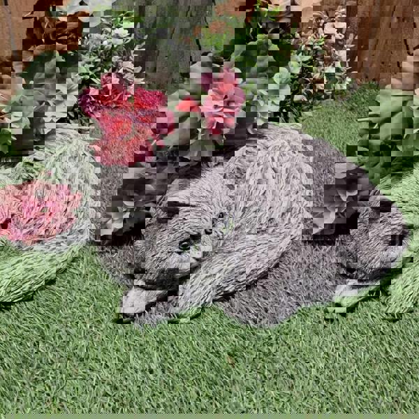 Stone Cast Persian Cat Ornament