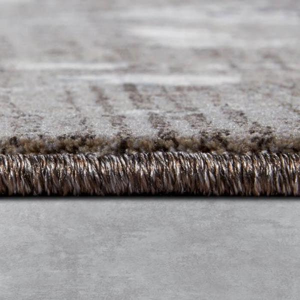The Rugs Vintage Floral Short Pile Rug - Timeless Elegance