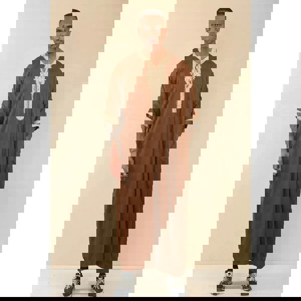 HM60_thobe_Brown-Gold_52, HM60_thobe_Brown-Gold_54, HM60_thobe_Brown-Gold_56, HM60_thobe_Brown-Gold_58, HM60_thobe_Brown-Gold_60, HM60_thobe_Brown-Gold_62