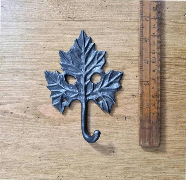 Antique Cast Iron Maple Leaf Single Coat Hook - 135mm