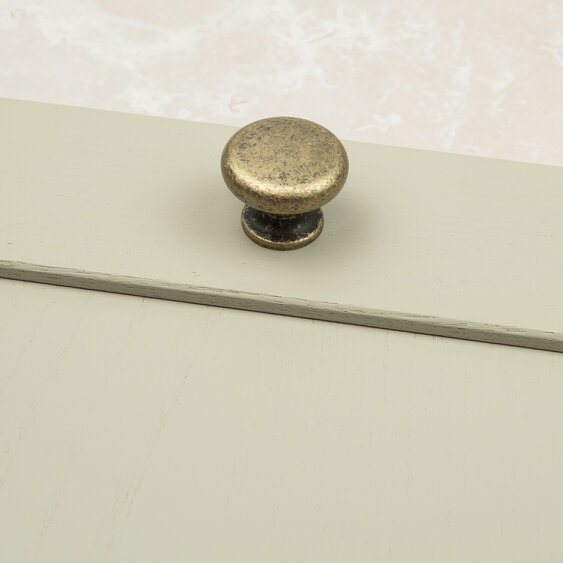 Handle & Home Antique Brass Cup Handle and Coordinating Knob